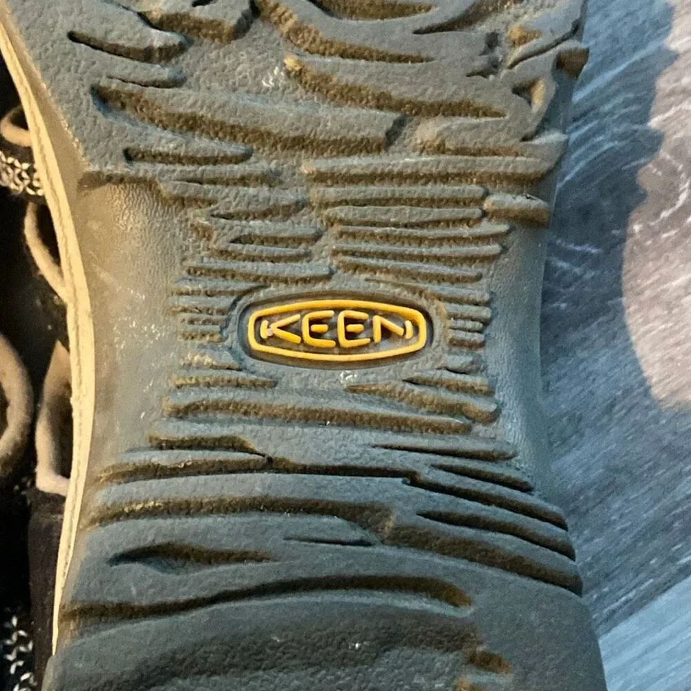 KEEN Newport H2 Waterproof Sandals Women’s Size 9.5 Black Gray Outdoor Hiking Wa